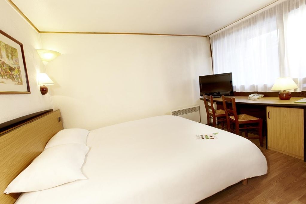 Hotel Campanile Clermont-Ferrand ~ Thiers Habitación foto